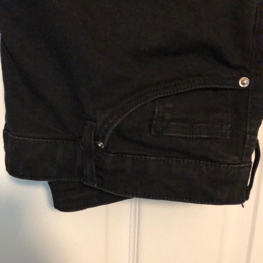 Jeans - Picture 2 of 3